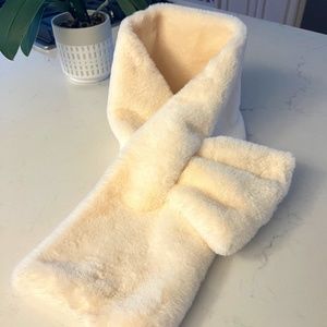 Posh BAMBI Faux Fur Scarf - APPARIS brand